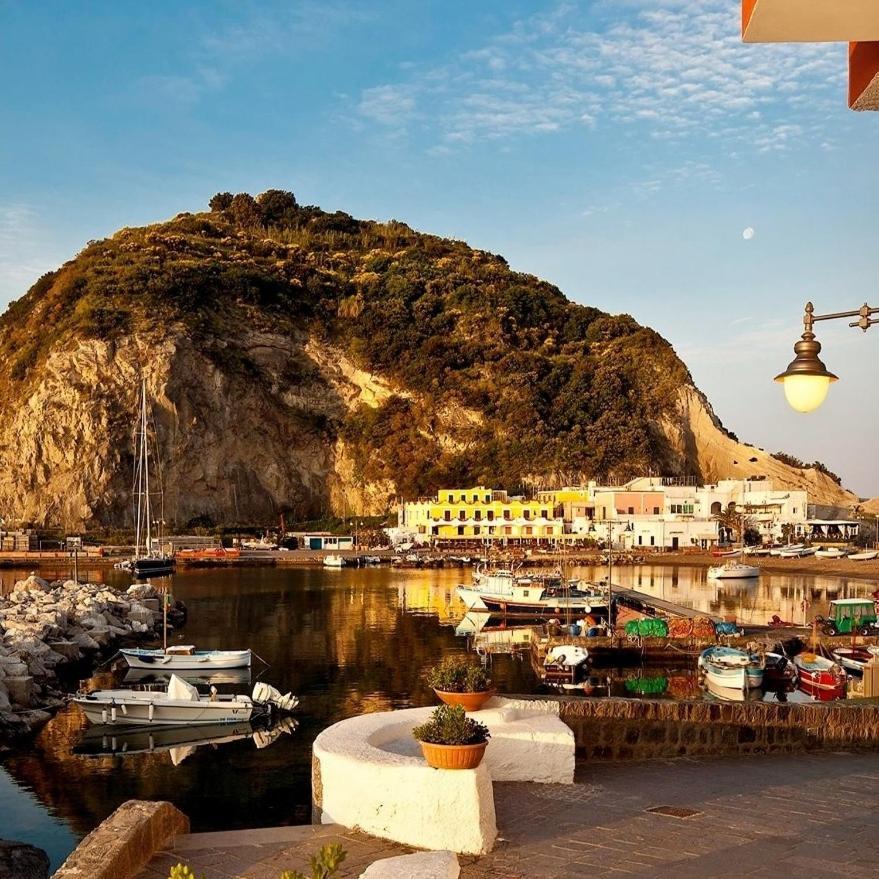 Mare Nostrum - Beachfront House - Sant'Angelo Ischia Екстер'єр фото