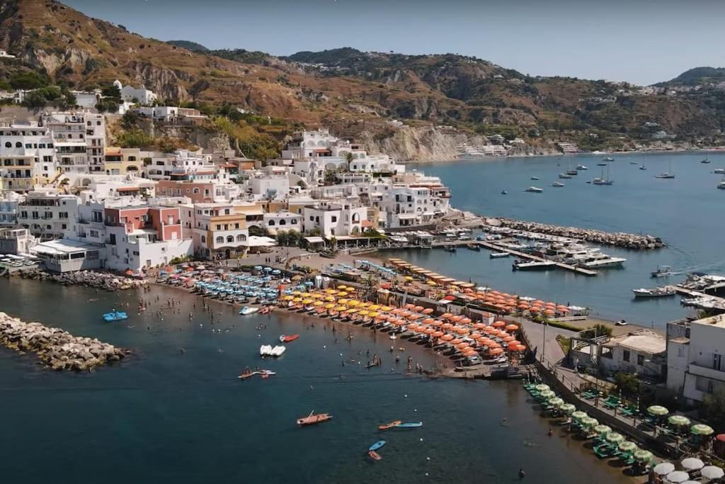 Mare Nostrum - Beachfront House - Sant'Angelo Ischia Екстер'єр фото